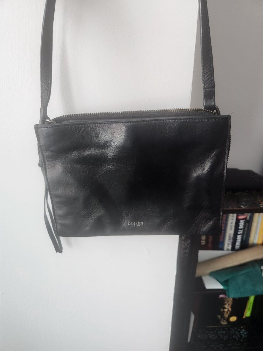 Bookies Cross Body Bag - Picture 2 of 2